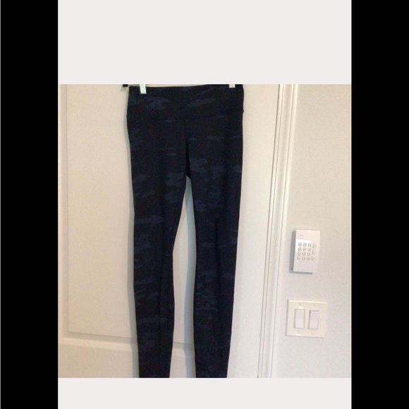 lululemon athletica Pants - lululemon athletica Dark Camo Leggings